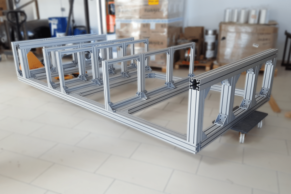 Bâti Technique - Châssis de réservoir pour four - MAHYTEC (6)_magicstudio_nh53pofc3ur